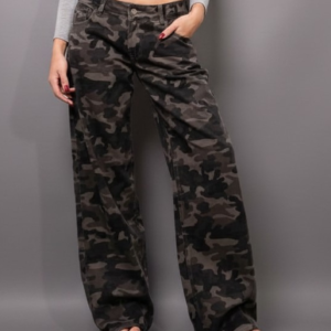 Pantalón Wide Leg Camuflado Gris Tiro Bajo Ruedo Normal
